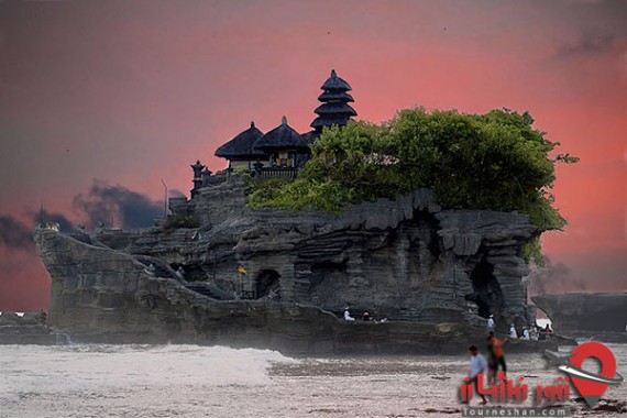 معبد تاناه لوت بالی